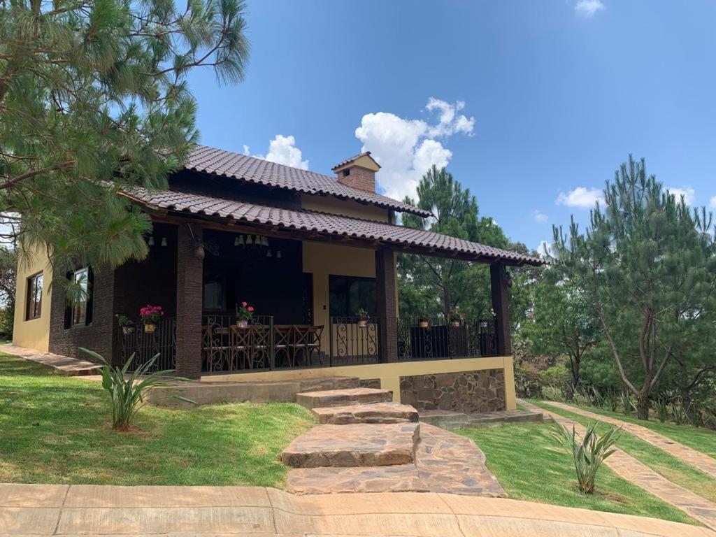 Cabana No.7 Puerta Del Bosque Mazamitla. Buitenkant foto